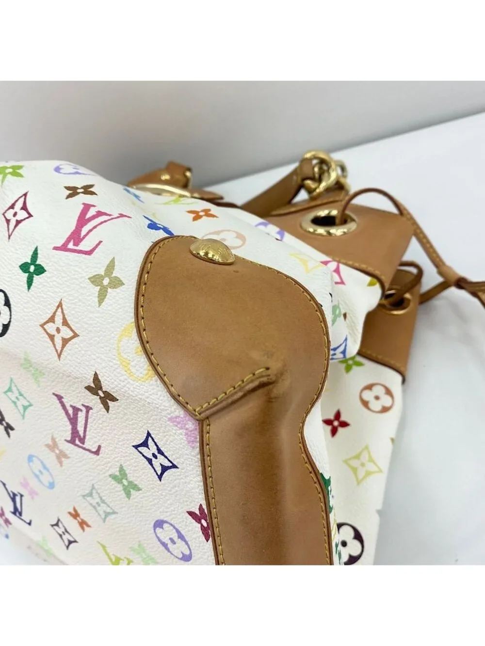 Louis Vuitton Handbag Ursula